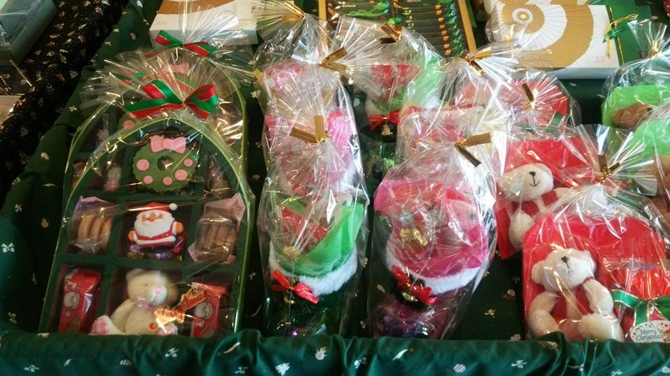 クリスマスプレゼント用のお菓子詰め合わせ