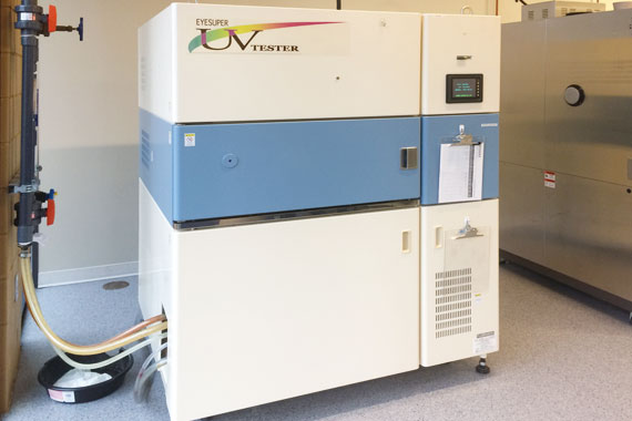 第三者試験機関 オハイオ州ロレイン大学構内、スマート・マイクロシステムズの実験室。SUV-W161を使用して、外部からの委託照射サービスに対応している。